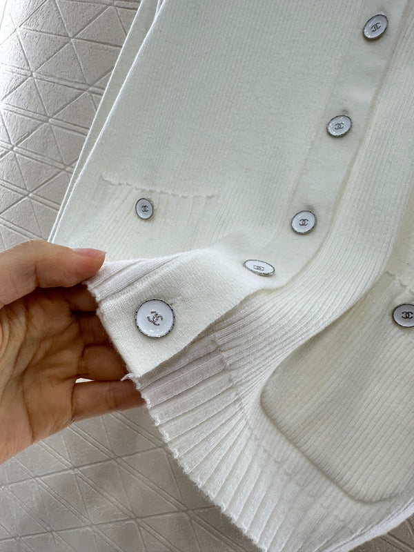 CHANEL CARDIGAN EN LAINE STYLE 271