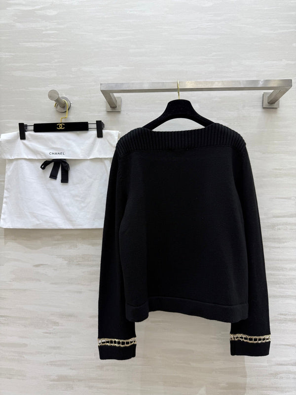 PULL EN CACHEMIRE CHANEL MODÈLE 261