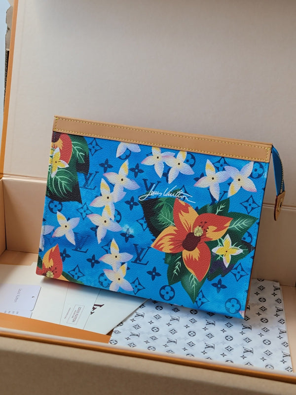 LV Pochette Voyage Clutch Handbag Monogram Canvas 261863