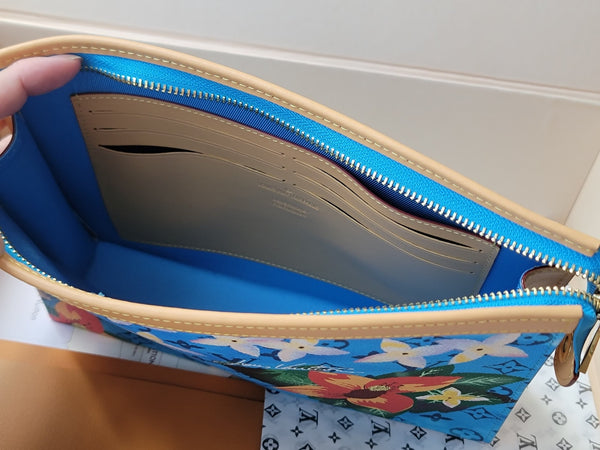 LV Pochette Voyage Clutch Handbag Monogram Canvas 261863