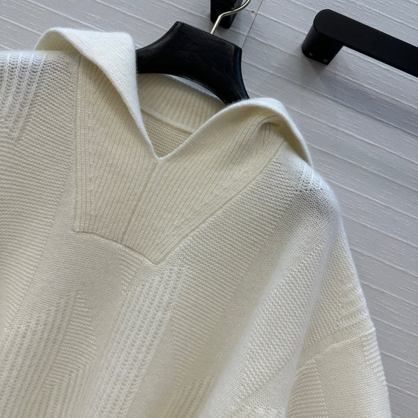HM Letter Sweater in White Cashmere