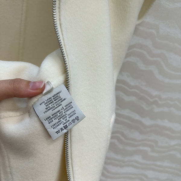 HM 25S Zipped Vest in White Wool and Cashmere