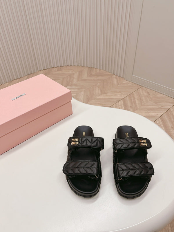 Miumiu Sandal Black Sheepskin 133357
