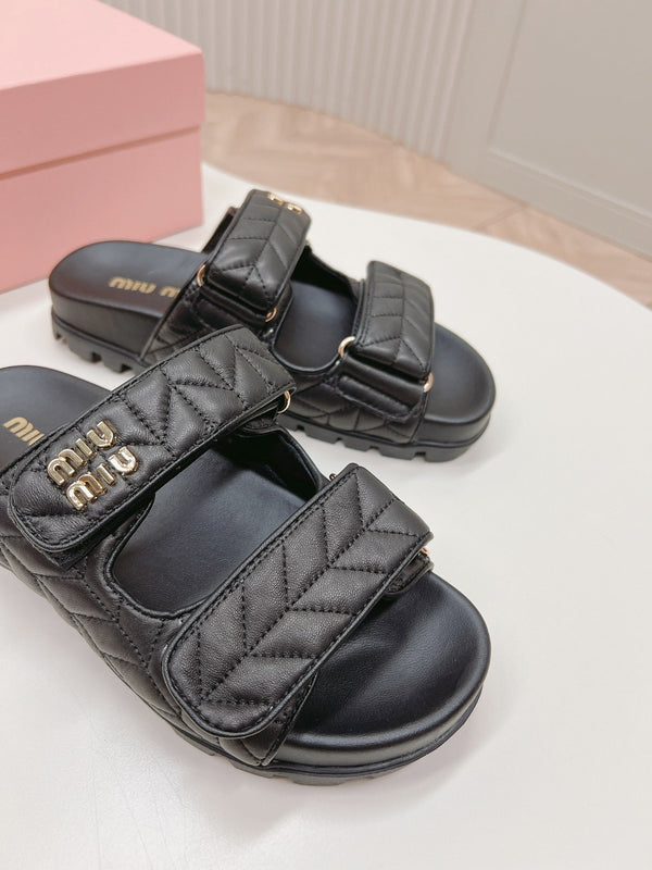 Miumiu Sandal Black Sheepskin 133357