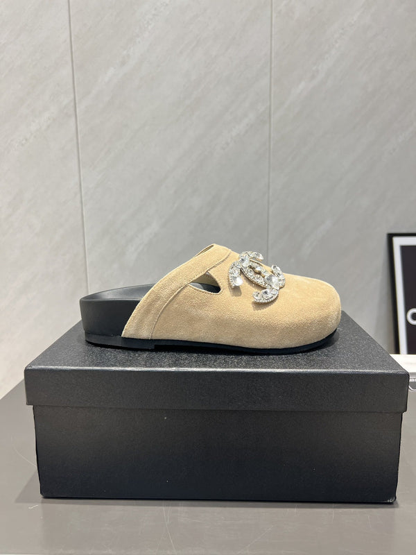 CC 25S Birkenstock Thick-Sole Loafers in Beige Velvet 442542