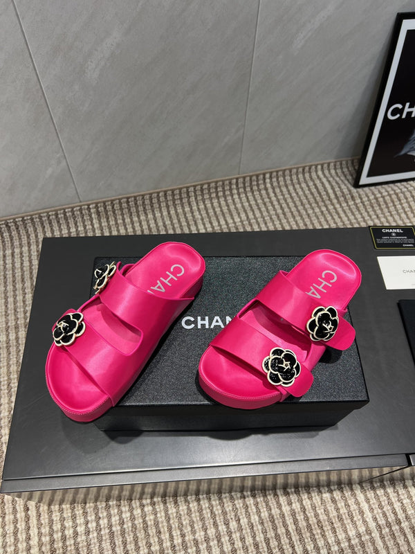 CC 25SS Flower Buckle Platform Beach Slides in Fuchsia Pink High-Mercerized Sardine