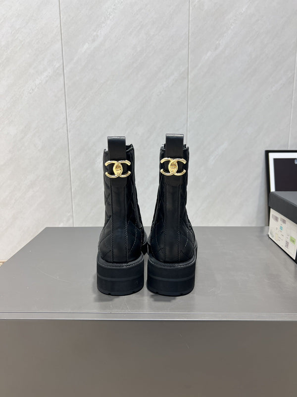 CC 25S Round-Toe Electric Embroidered Thick-Sole Ankle Boots in Black Cowhide and Embroidered Latticework 442495