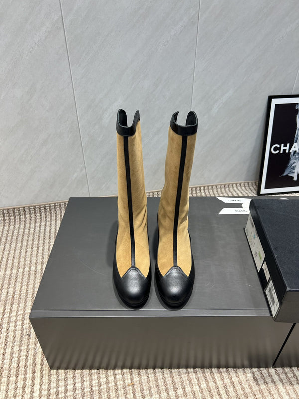 CC 25S Round Toe Mid-Heel Zippered High Boots in Brown Black Cowhide 442488