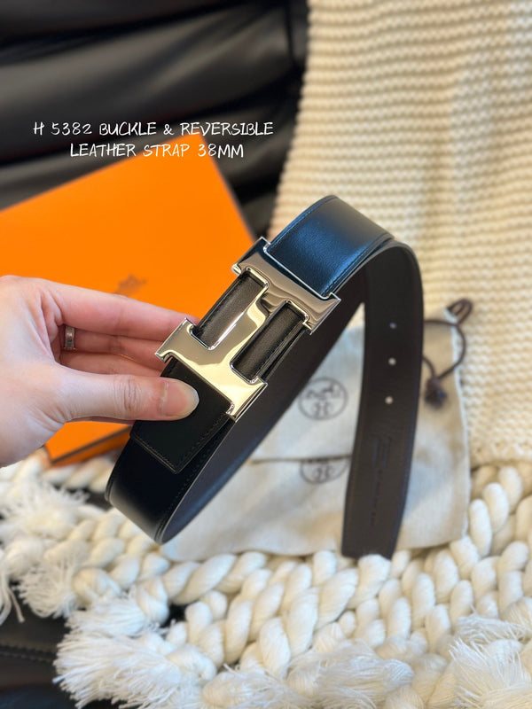 H 5382 BELT 38MM SILVER BUCKLE & REVERSIBLE CHOCOLATE AND BLACK LEATHER