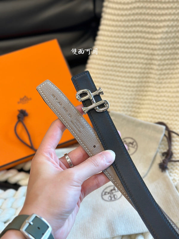 CINTURA BAROCCA H COR 24MM FIBBIA ARGENTO E PELLE REVERSIBILE BEIGE E NERA