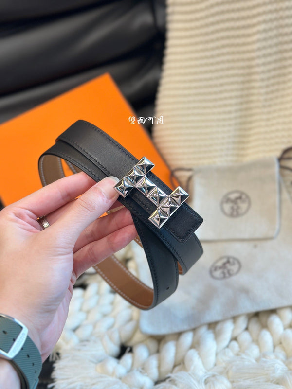 H QUIZZ PARTY BELT 24MM SILVER BUCKLE & REVERSIBLE BROWN AND BLACK LEATHER