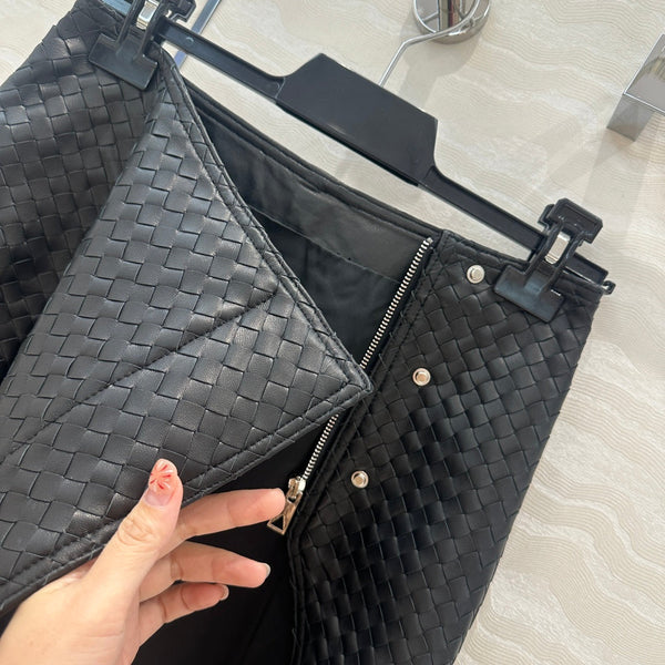 Gonna BV in pelle di agnello nera