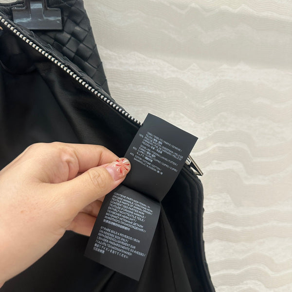 Gonna BV in pelle di agnello nera