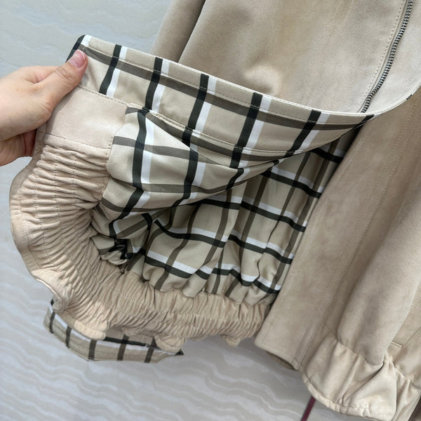 Giacca con cerniera sul collo nera BV in pelle scamosciata di agnello beige