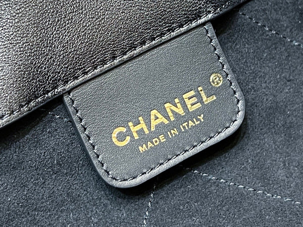 CC 25P Hippie Hobo Bag in Black Lambskin