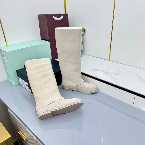 CC 25 High Knee Boots Off White Suede 369899