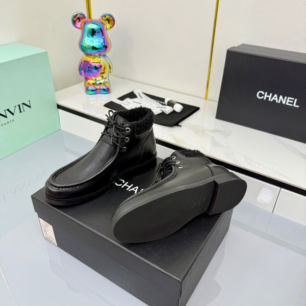 CC 25 Ankle Boots Black Cowhide and Tweed 454711