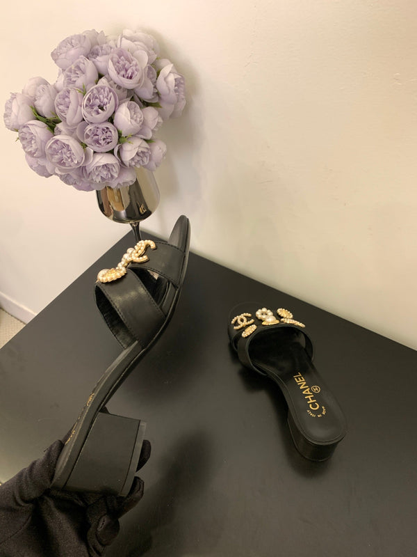 Chanel Embellished Sandal Black Leather 166885