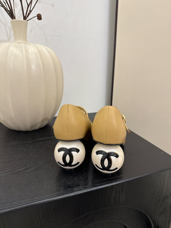 CC 25A Double C Giant Pearl Heel Mary Janes Beige Cowhide 127022