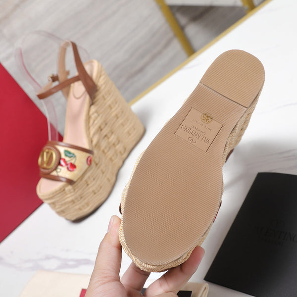 VL Flatform Sandal 15mm In Brown Cherry Embroidery Cowhide 456392