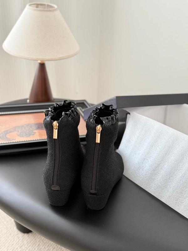 CC 25P Show-Style Platform Wedge Mary Jane Boots Black Cowhide and Tweed 458773