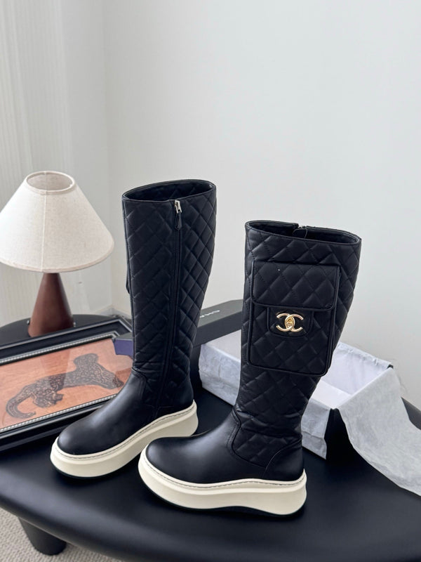 CC 25K Backpack Bucklet High Boots Black Sheepskin 458708