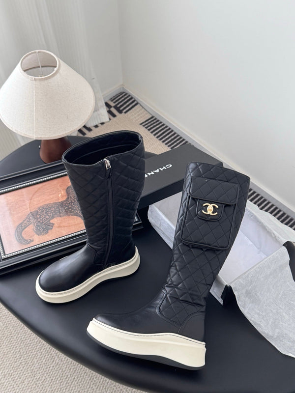 CC 25K Backpack Bucklet High Boots Black Sheepskin 458708