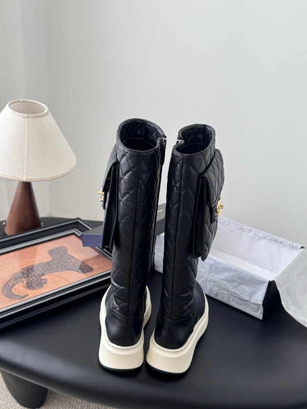 CC 25K Backpack Bucklet High Boots Black Sheepskin 458708