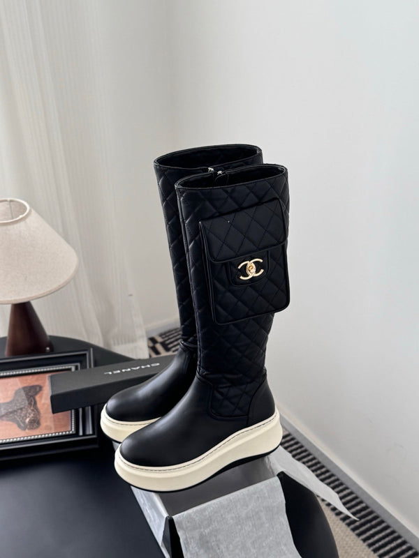 CC 25K Backpack Bucklet High Boots Black Sheepskin 458708