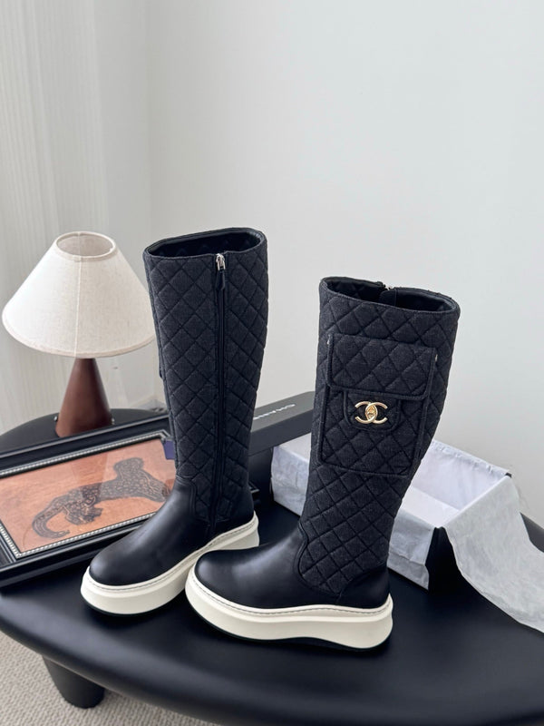 CC 25K Backpack Bucklet High Boots Black Sheepskin 458709