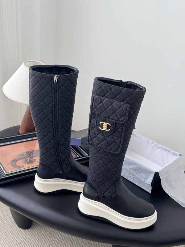 CC 25K Backpack Bucklet High Boots Black Sheepskin 458709