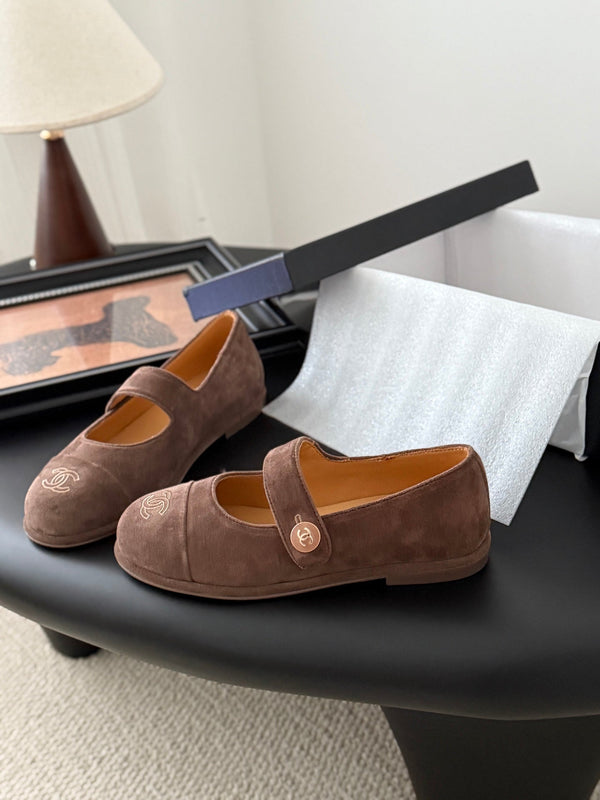 CC 25K Mary Jane Flats Brown Suede 458761