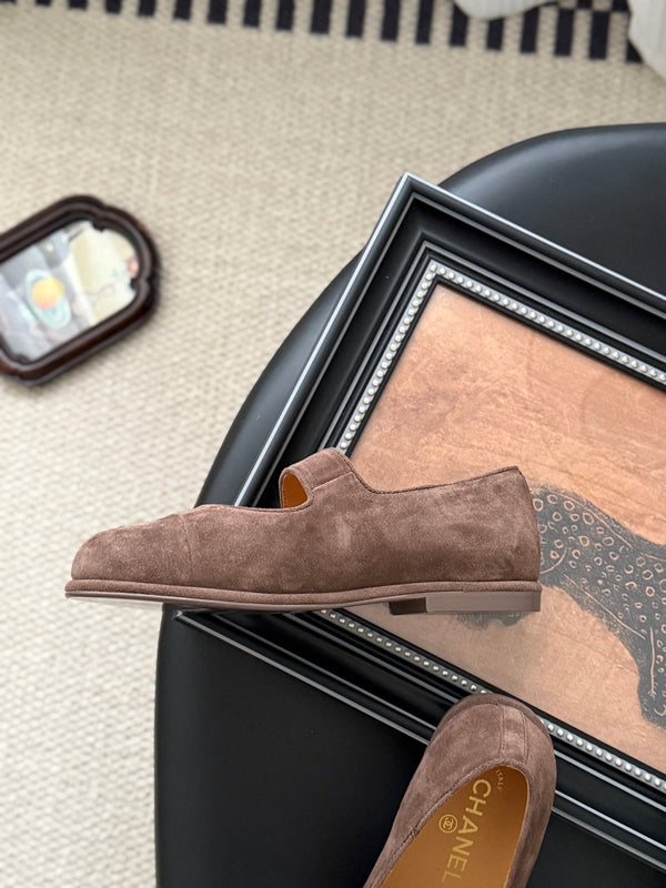 CC 25K Mary Jane Flats Brown Suede 458761