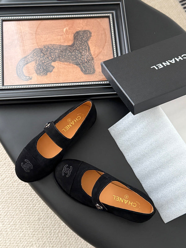 CC 25K Mary Jane Flats Black Suede 458760