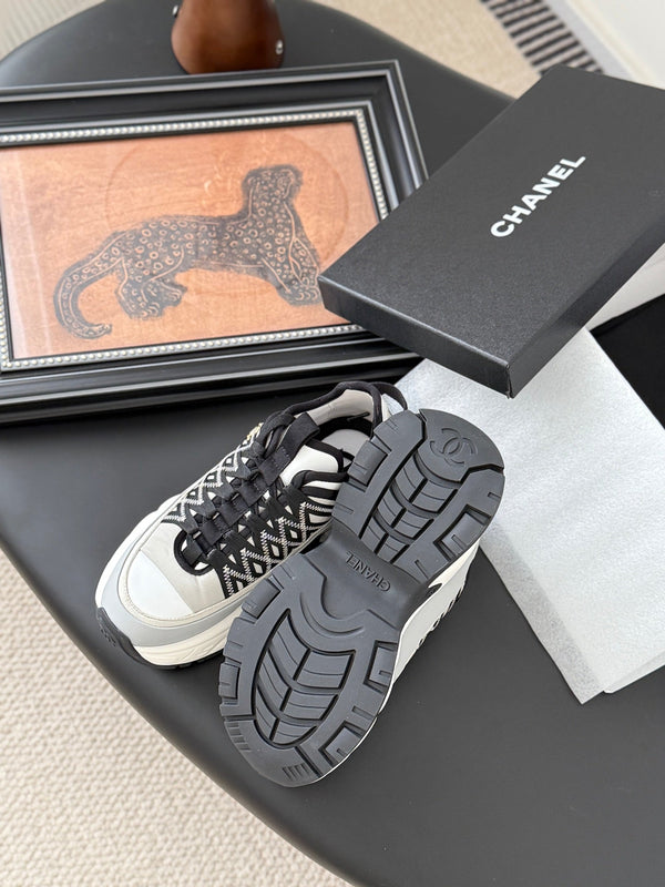 CC 25C New Silver Horn King Sports Sneakers 458693