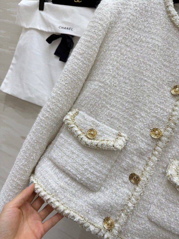 CC 25A Classic Round Neckline Short Jacket White Tweed