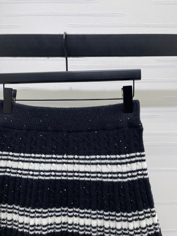 CC 25 Striped Knit Skirt Black Wool