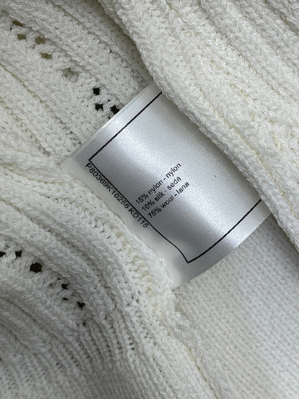 CC 25 Fishtail V-Neck Knitted Long-sleeved Cardigan White Wool