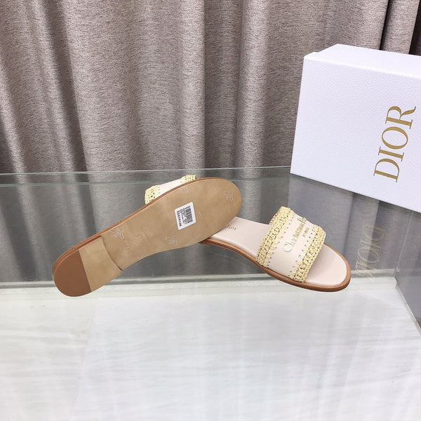 CD D-Lane Flat Colorblock Espadrilles Cream Raffia and Calfskin