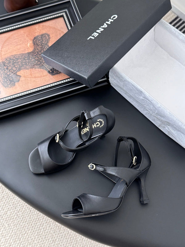 CC 25B Mary Janes 85mm High Heel Black Sheepskin