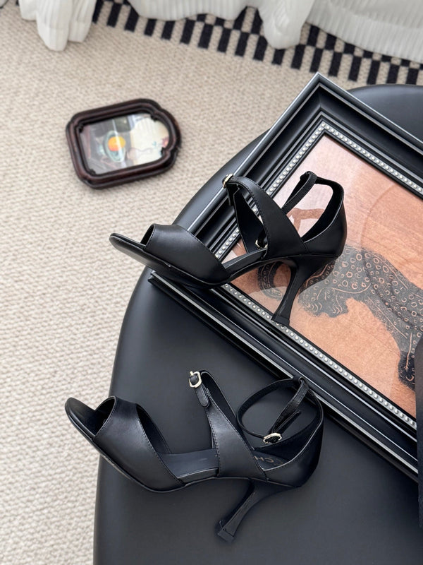 CC 25B Mary Janes 85mm High Heel Black Sheepskin