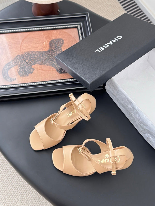 CC 25B Mary Janes 85mm High Heel Beige Sheepskin