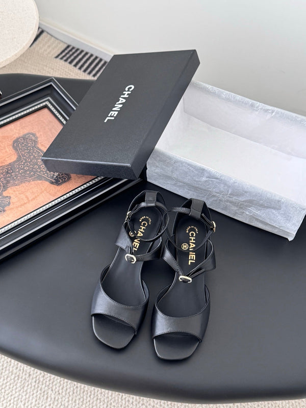 CC 25B Mary Janes 55mm High Heel Black Sheepskin