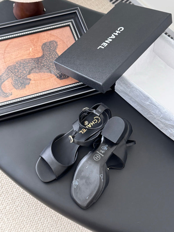 CC 25B Mary Janes 55mm High Heel Black Sheepskin