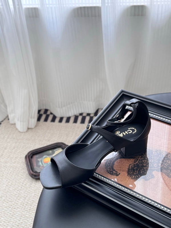 CC 25B Mary Janes 55mm High Heel Black Sheepskin