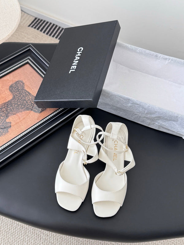 CC 25B Mary Janes 55mm High Heel White Sheepskin