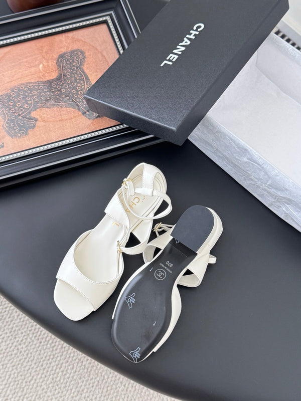 CC 25B Mary Janes 55mm High Heel White Sheepskin