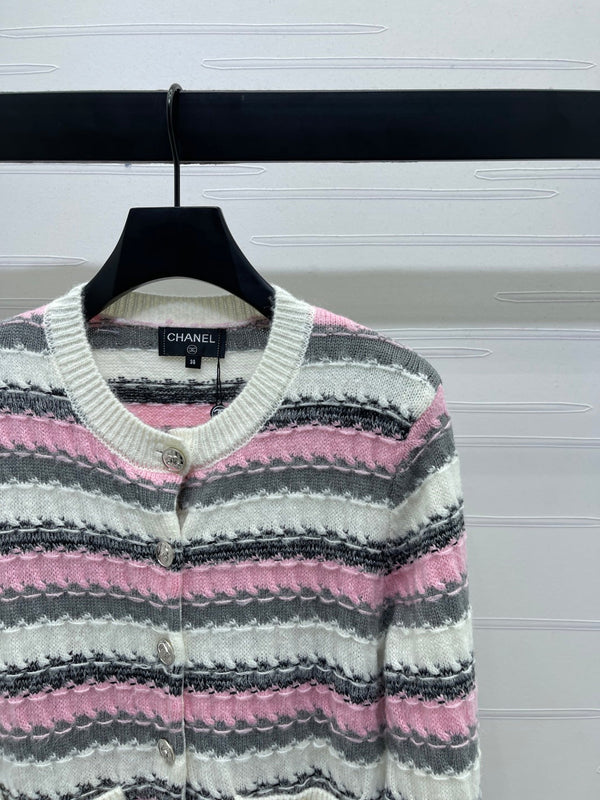 CC 25 Striped Knitted Long-Sleeved Pocket Cardigan White Tencel