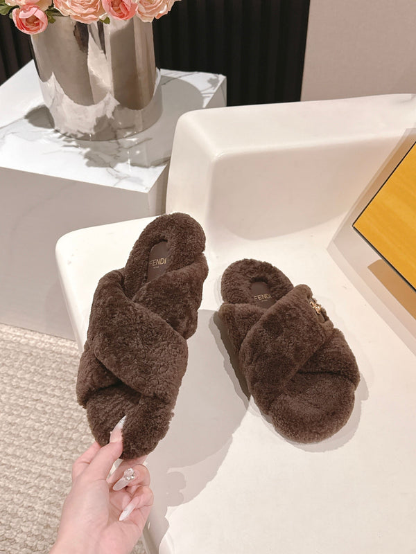 Fendi F013 2025ss Fluffy Slippers Chocolate Brown Lambswool 467193