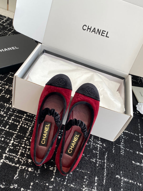 CC 25SS Embroidered Double C logo Mary Janes Red Suede 473425